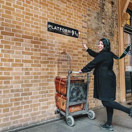 Platform 9 3/4 By Condokeeper لندن المظهر الخارجي الصورة